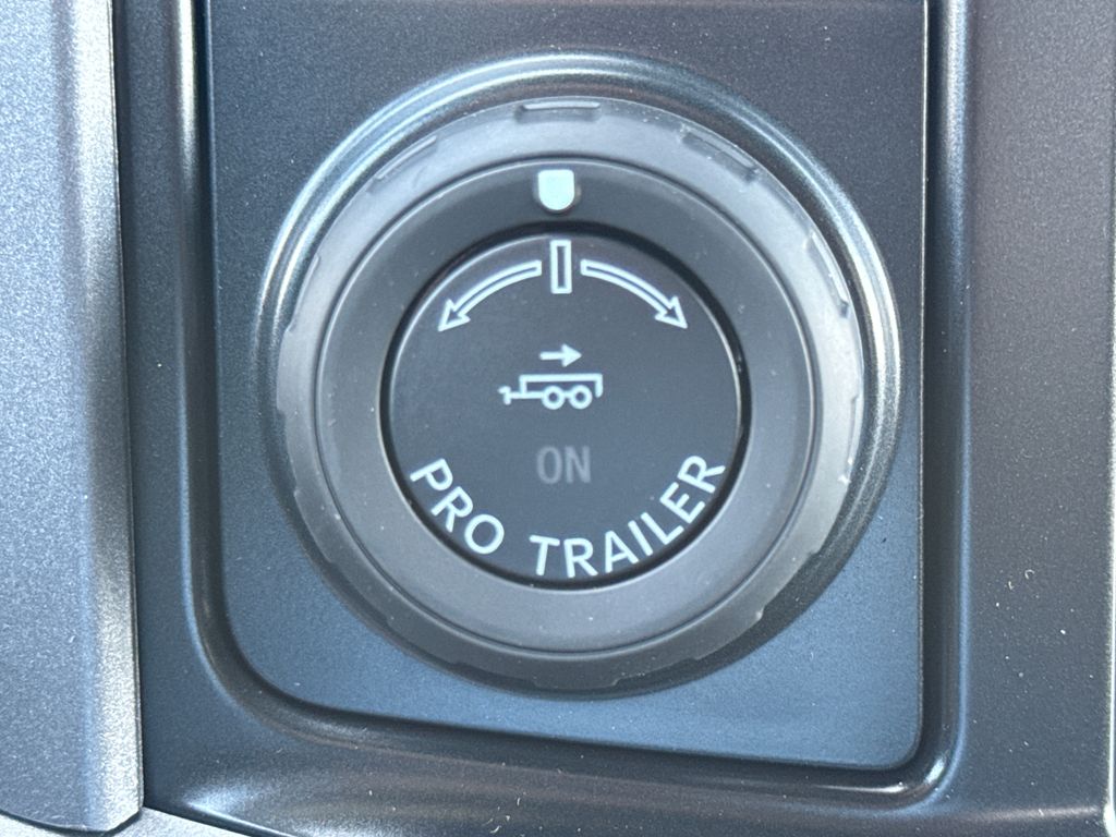 New 2026 Gray Ford XLT image 34