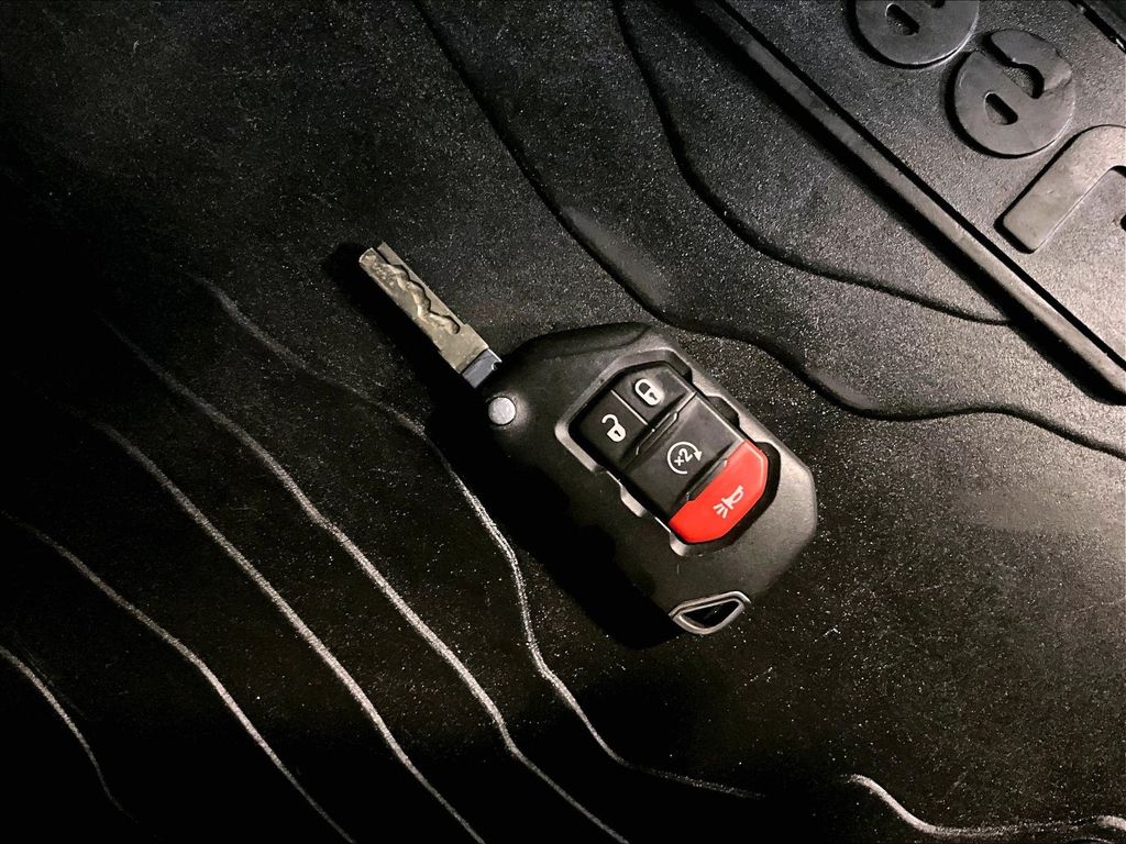 2020 Jeep Wrangler — photo 32