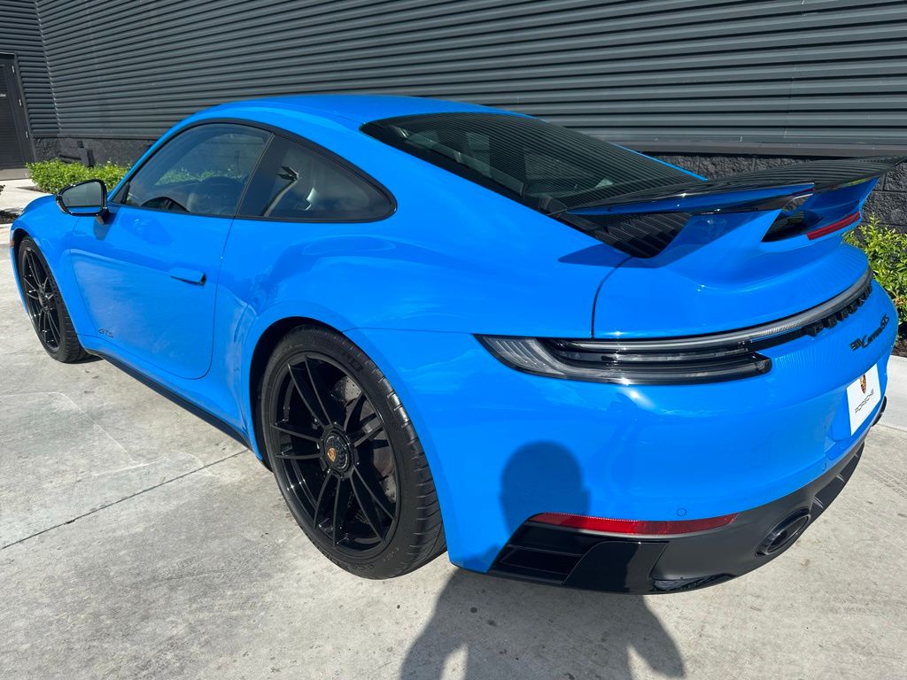2024 Porsche 911 Carrera S 3