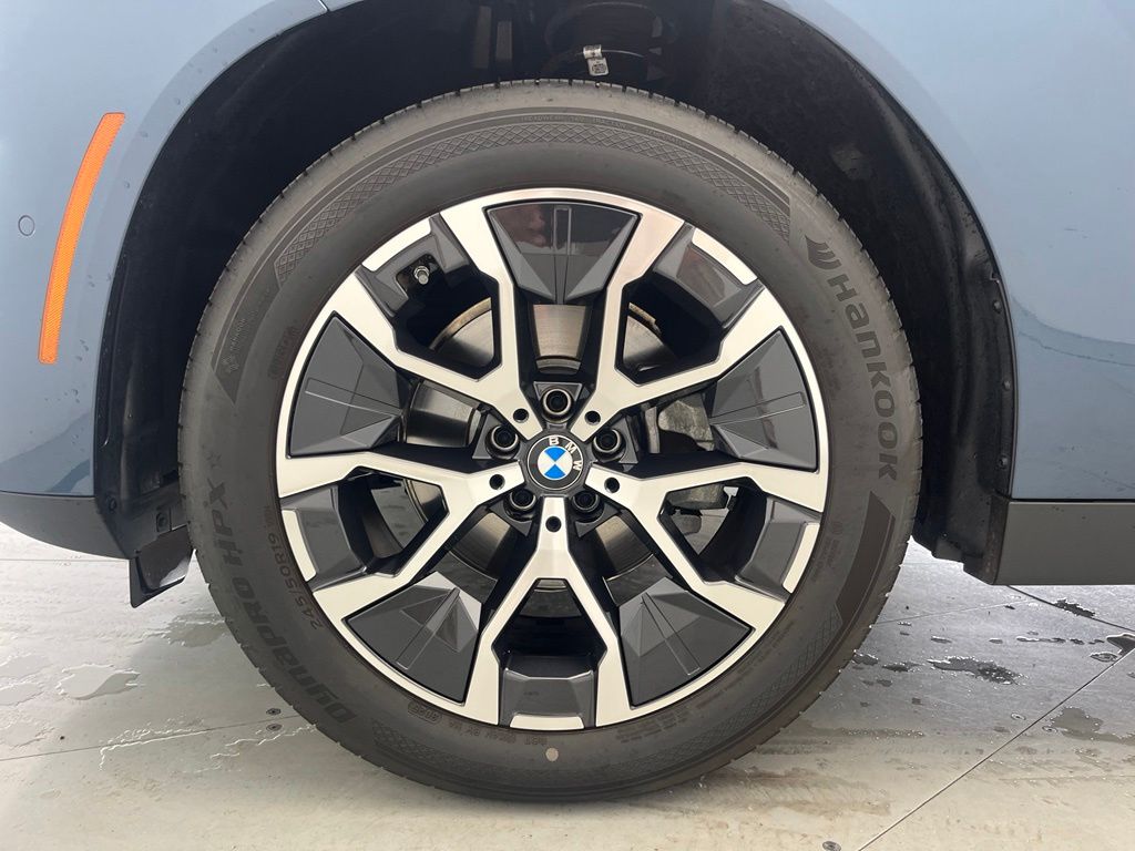 Thumbnail: 2026 BMW X3 - 16