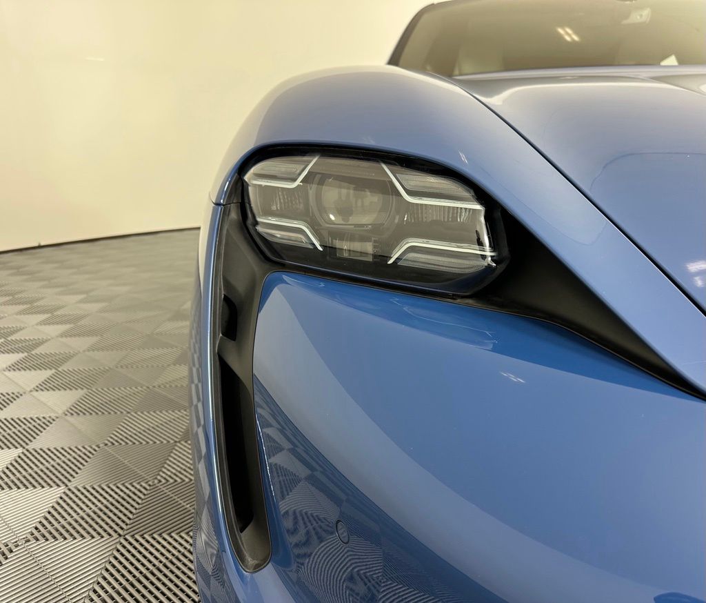 Thumbnail: 2024 Porsche Taycan - 9