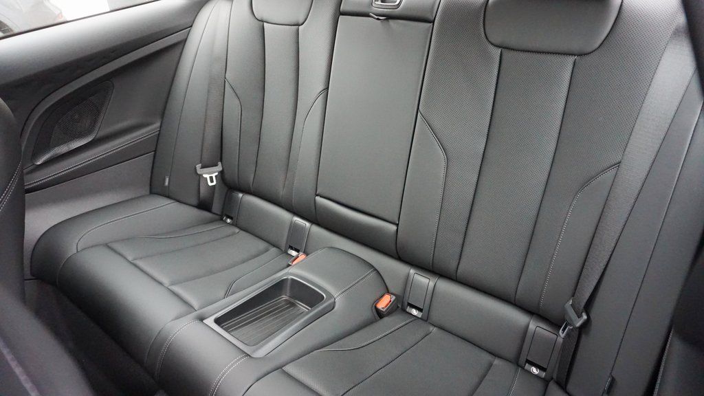 2025 BMW 2 Series 230i - Photo 10