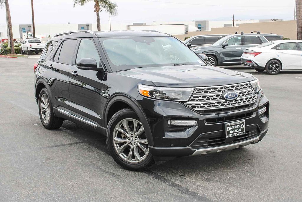 Used 2023 Black Ford Limited image 2