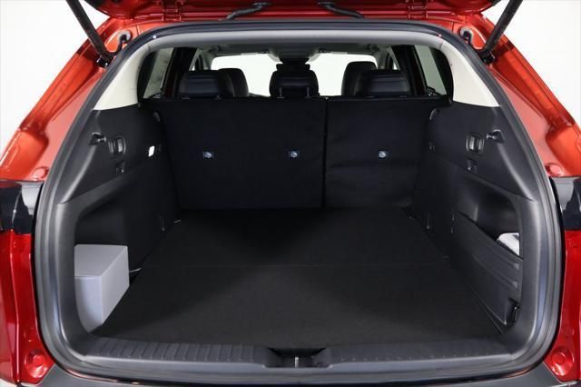 Thumbnail: 2026 Mazda CX-50 - 9