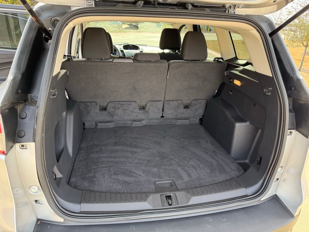 Thumbnail: 2016 Ford Escape - 24