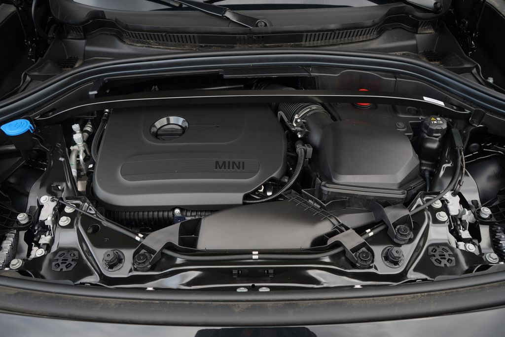 Thumbnail: 2027 MINI Cooper Countryman - 12