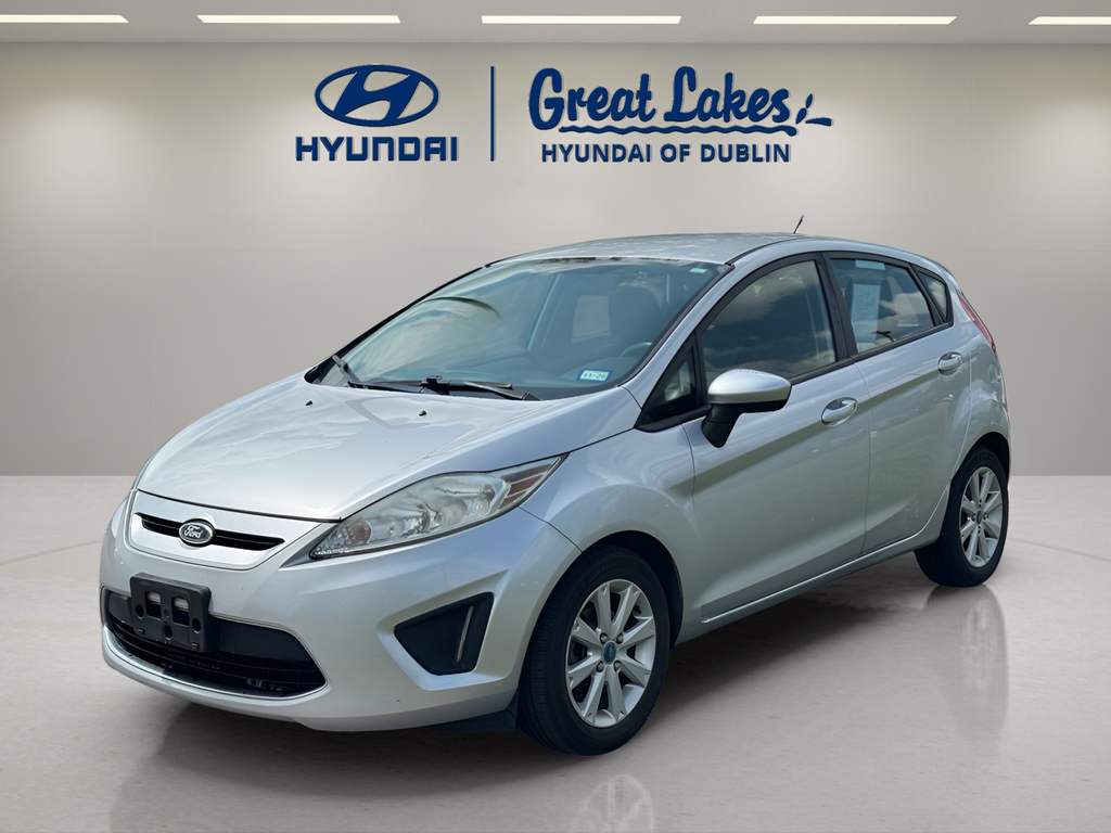 2012 Ford Fiesta SE Hatchback