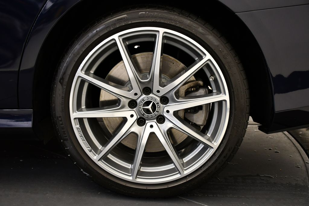 Thumbnail: 2023 Mercedes-Benz E-Class - 13