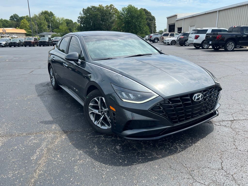 Portofino Gray 2023 Hyundai Sonata Sedan Front-Wheel Drive 8-Speed Automatic