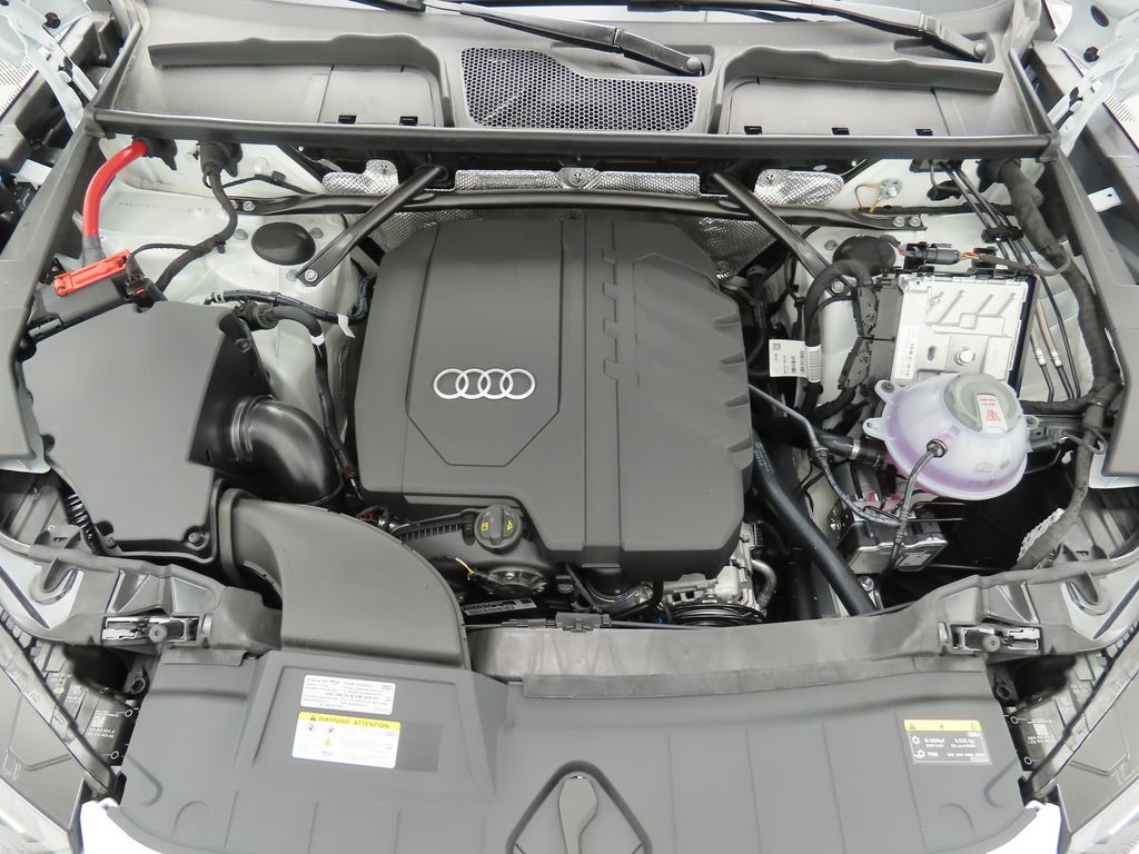 Thumbnail: 2025 Audi Q5 - 29