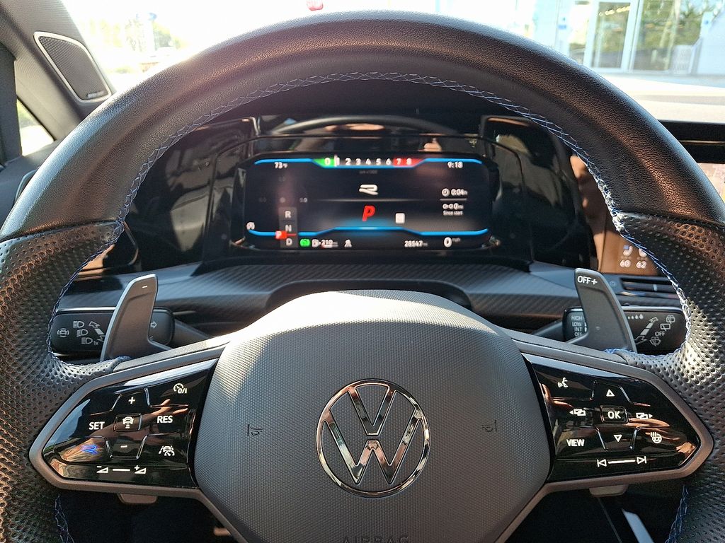 Thumbnail: 2023 Volkswagen Golf - 19