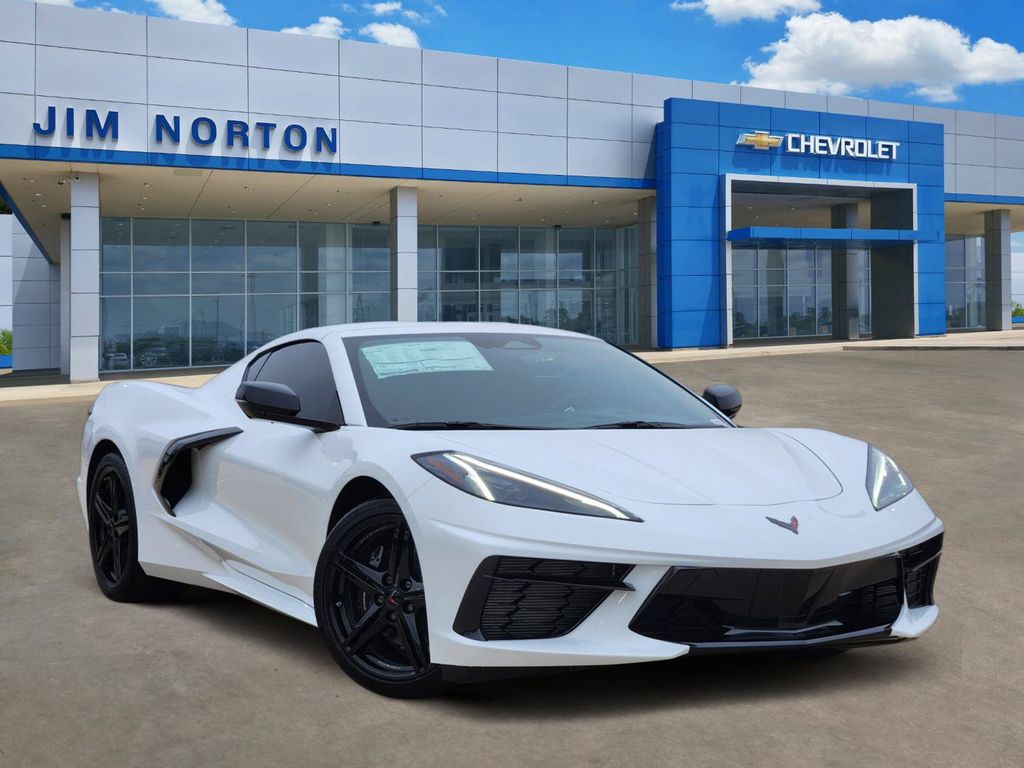 Arctic White 2026 Chevrolet Corvette Coupe Rear-Wheel Drive 8-Speed Dual Clutch