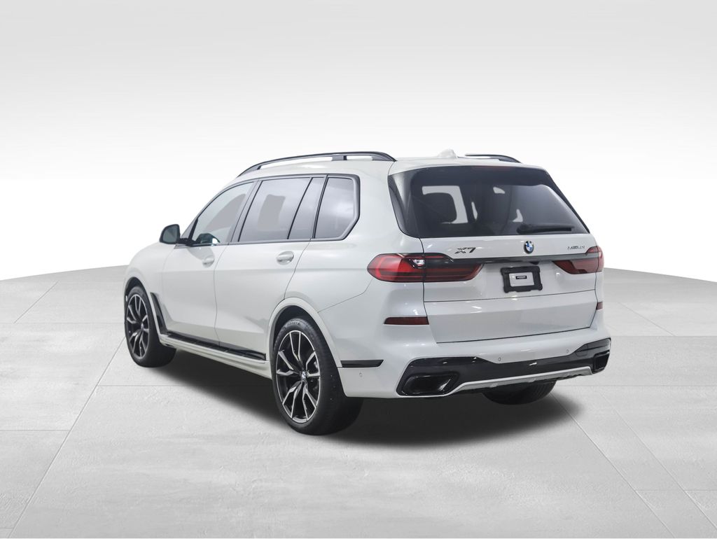 Thumbnail: 2022 BMW X7 - 4