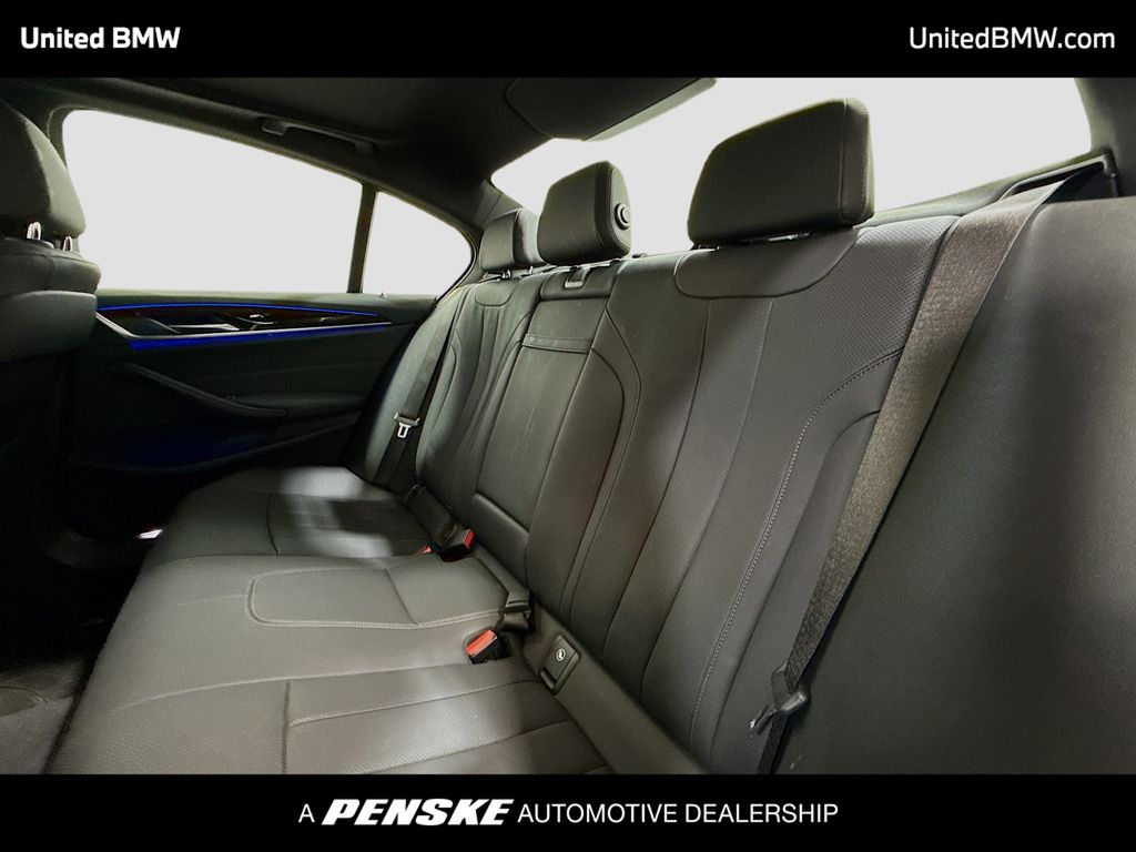 Thumbnail: 2023 BMW 5 Series - 13