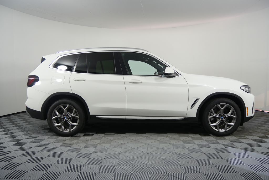 Thumbnail: 2022 BMW X3 - 2