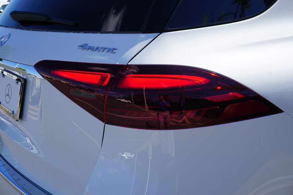 Thumbnail: 2026 Mercedes-Benz GLE - 17