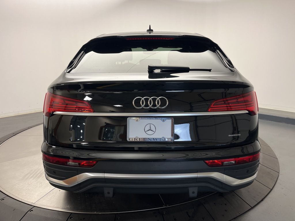 Thumbnail: 2022 Audi Q5 - 6