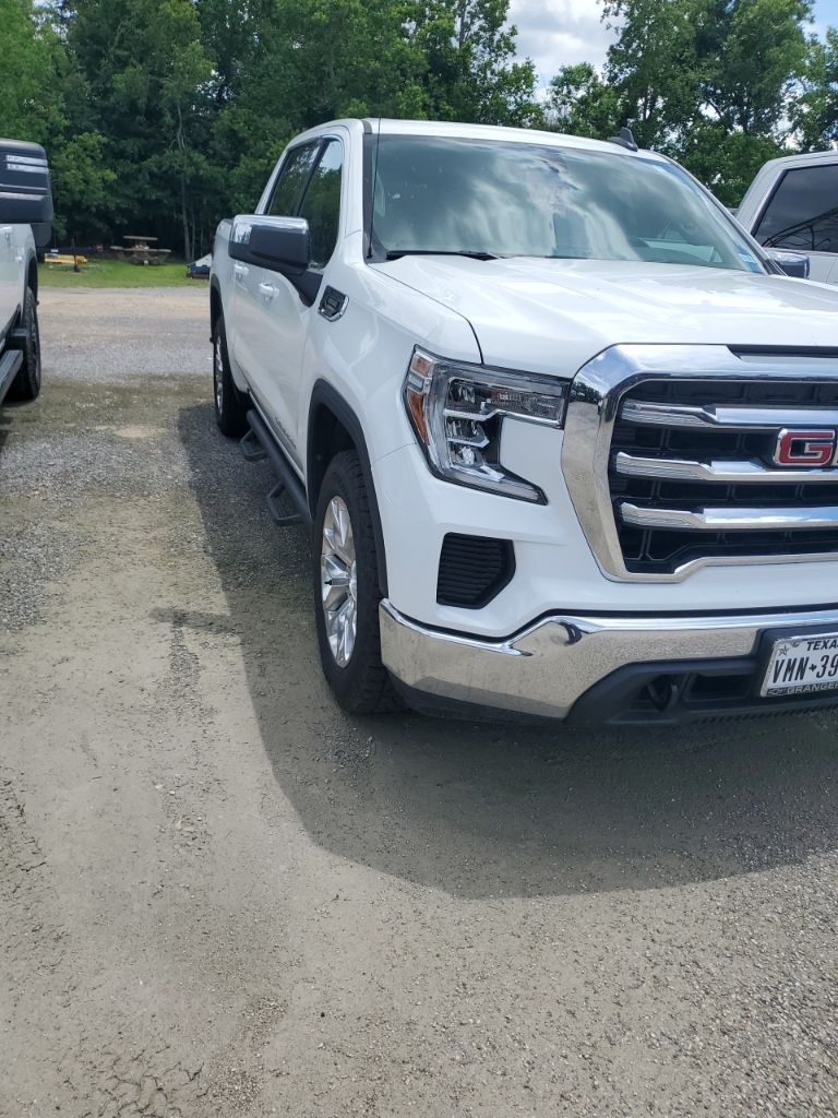 2021 GMC Sierra 4WD Crew Cab Short Box SLE's photo