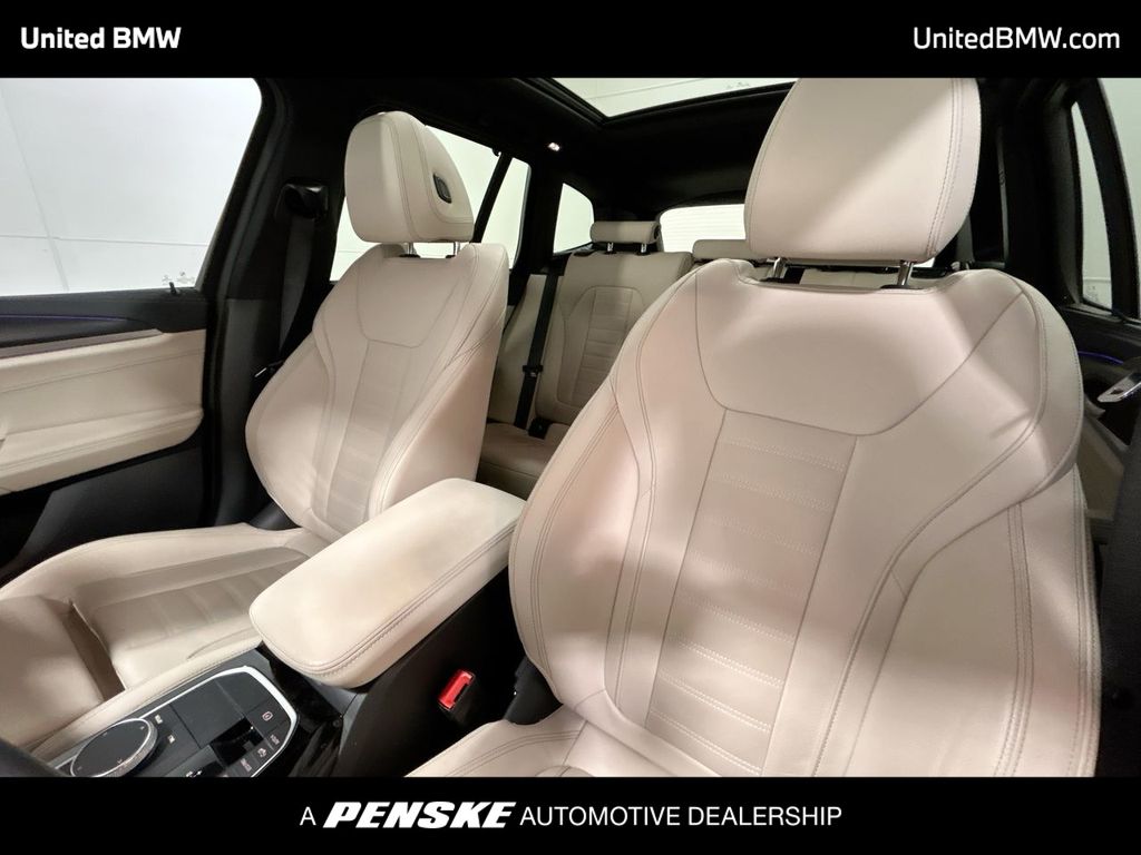 Thumbnail: 2022 BMW X3 - 13