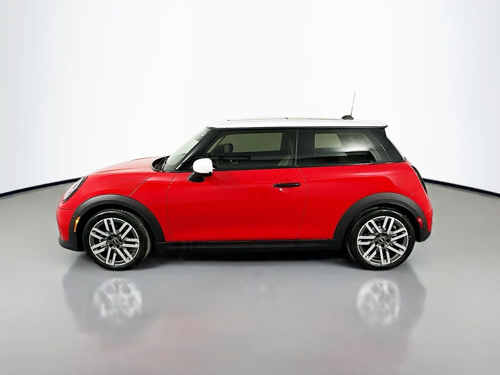 2025 MINI Cooper S 8