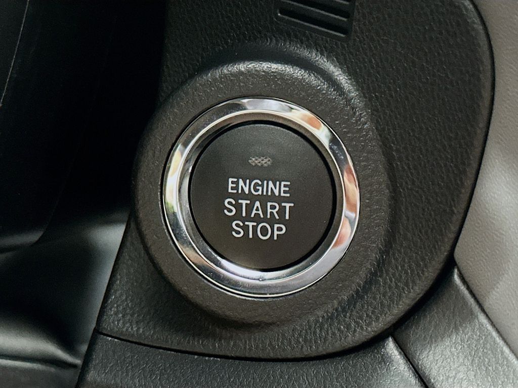 2025 Subaru Outback Onyx Edition - Photo 16