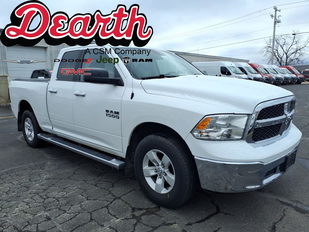 Bright White Clearcoat 2018 RAM 1500 SLT Quad Cab 4WD Pickup Truck Four-Wheel Drive 8-Speed Automatic