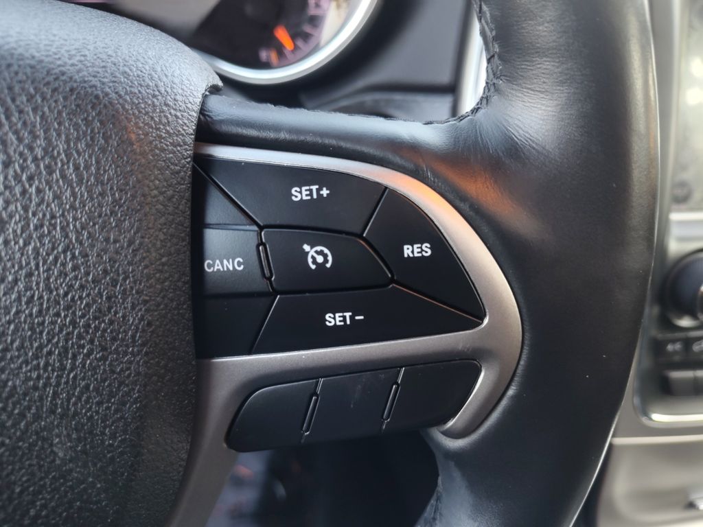 Used Car 2018 Jeep Grand Cherokee  Altitude For Sale Under $20,000 In Austin, Texas