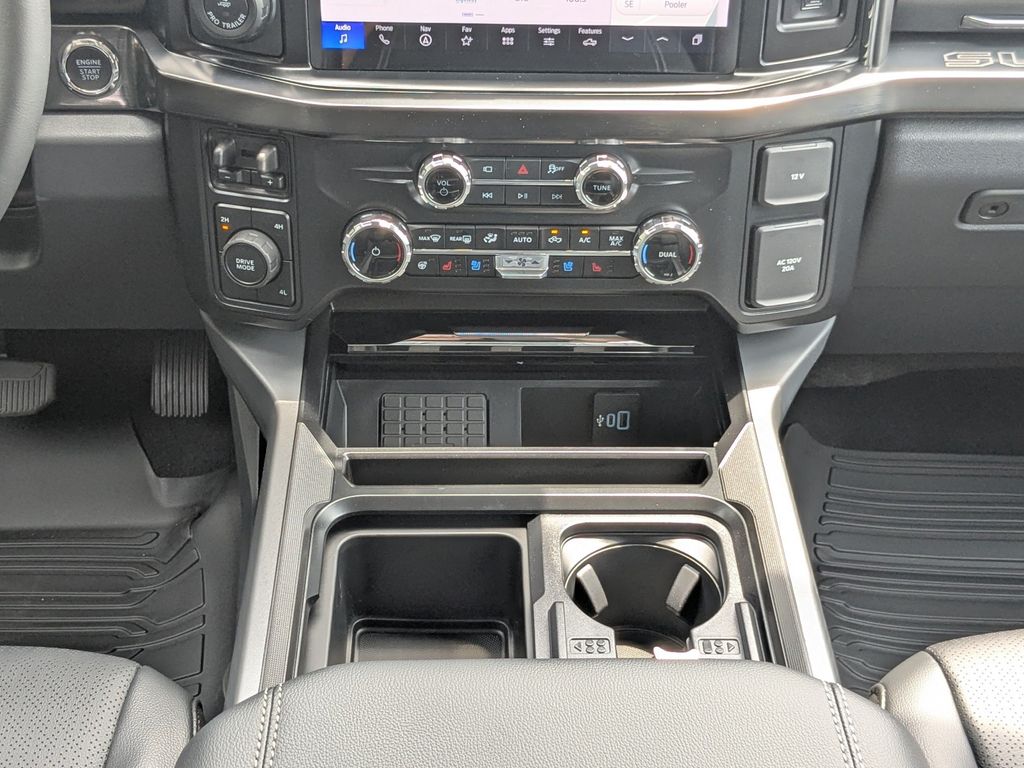 2026 Ford F-350 Super Duty LARIAT