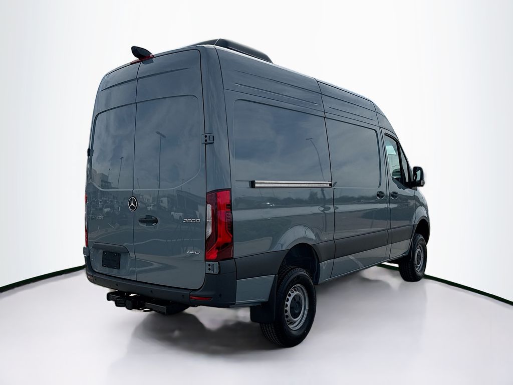 Thumbnail: 2026 Mercedes-Benz Sprinter - 5