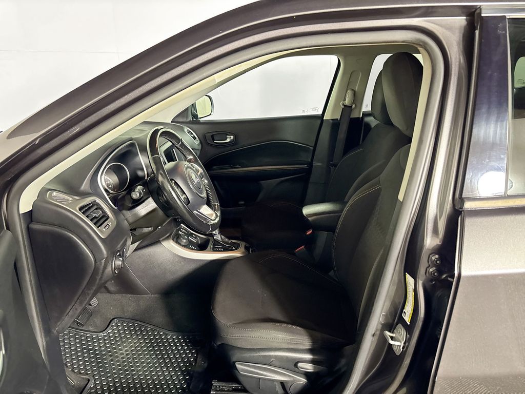 2020 Jeep Compass Sport