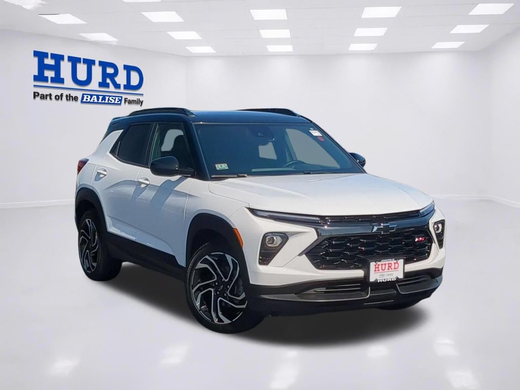 Summit White 2024 Chevrolet Trailblazer SUV / Crossover Four-Wheel Drive 9-Speed Automatic