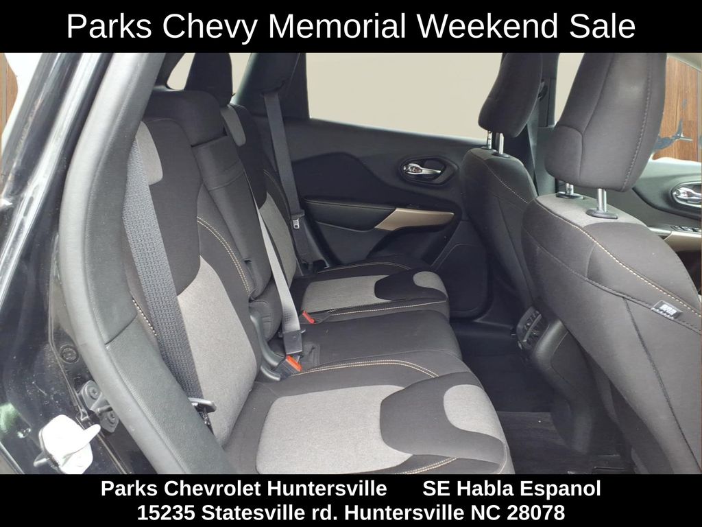 JeepCherokee30