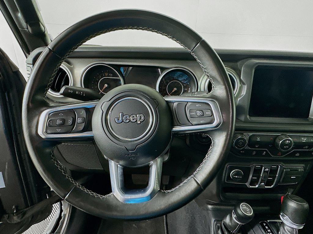 2022 Jeep Gladiator Overland 11