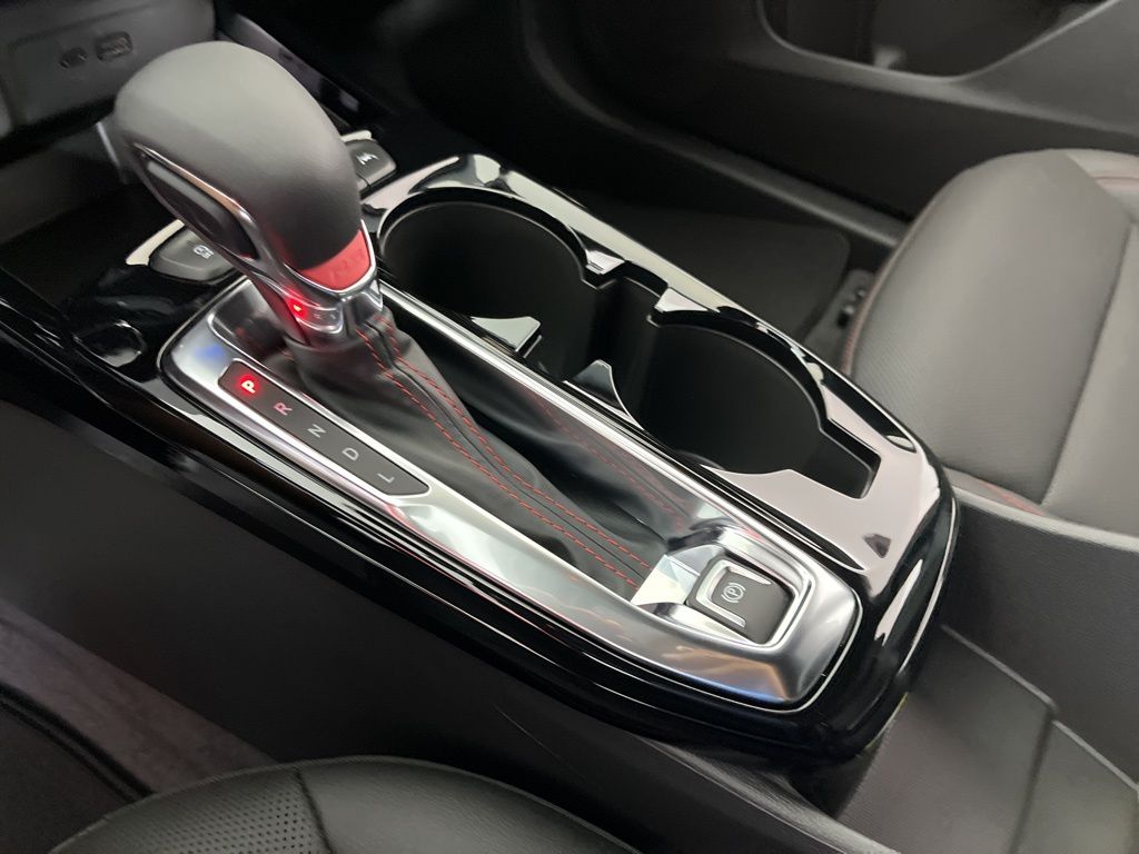 Thumbnail: 2025 Chevrolet Trax - 31