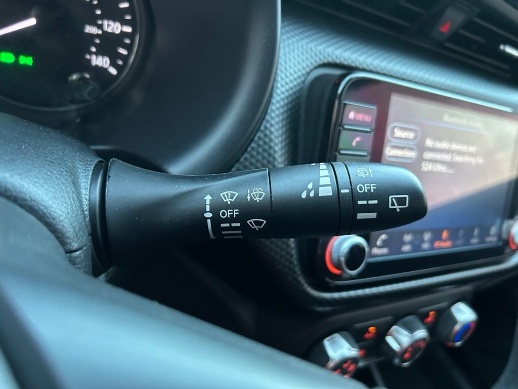 Thumbnail: 2024 Nissan Kicks - 18