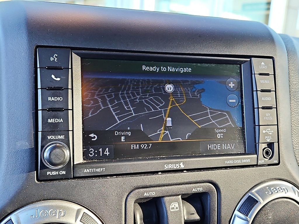 Thumbnail: 2018 Jeep Wrangler - 17