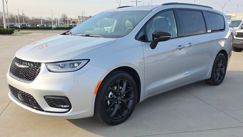 2026 Chrysler Pacifica Limited