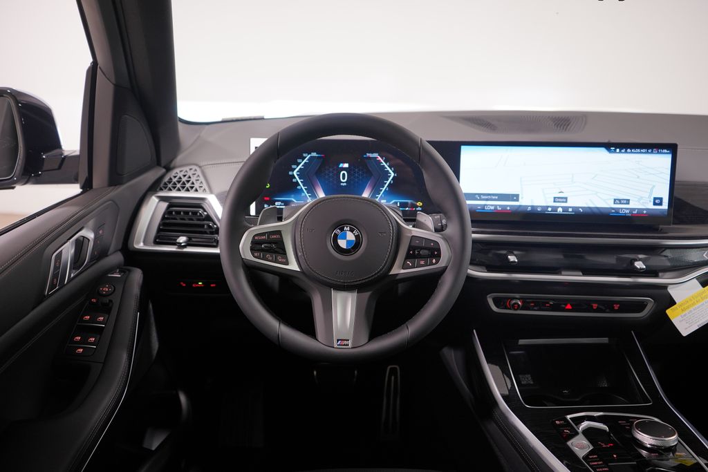 Thumbnail: 2026 BMW X5 - 11