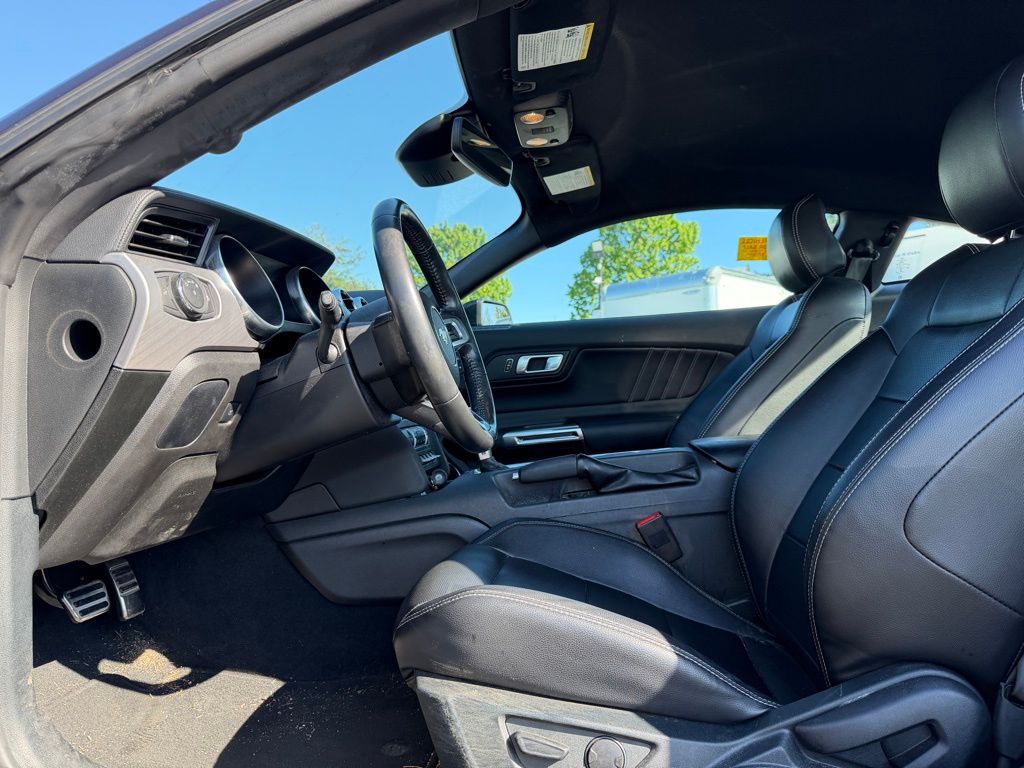 2022 Ford Mustang EcoBoost Premium Fastback