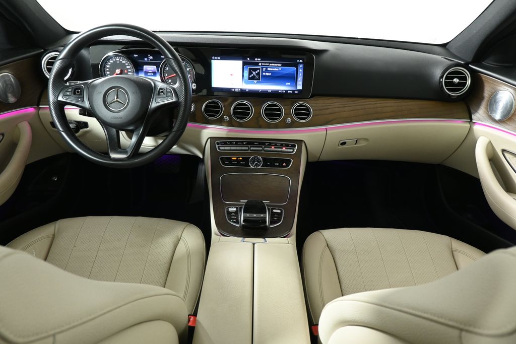 Thumbnail: 2018 Mercedes-Benz E-Class - 4