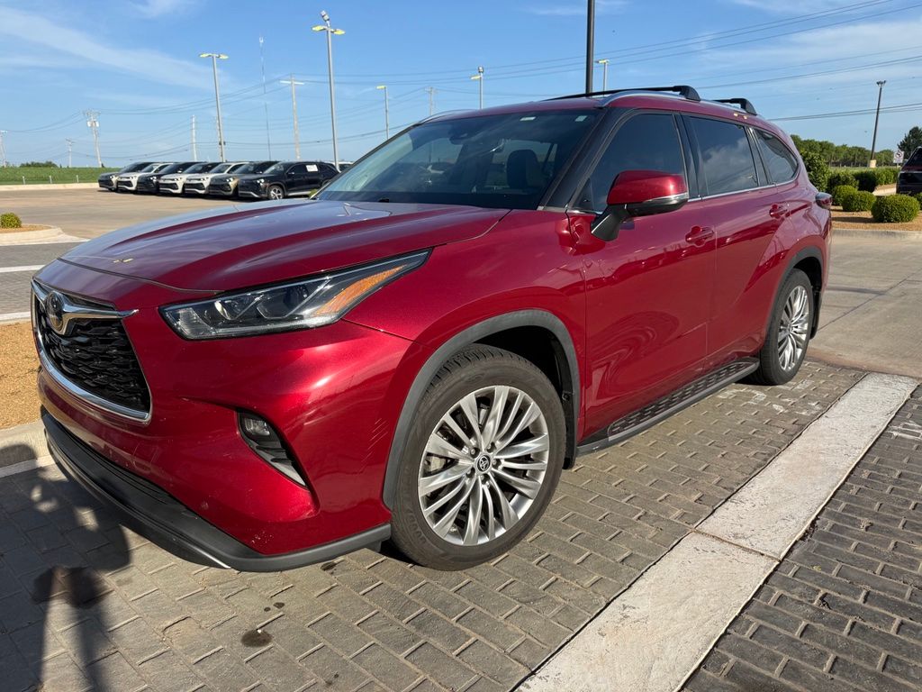 Red (Ruby Flare Pearl) 2022 Toyota Highlander SUV / Crossover All-Wheel Drive 8-Speed Automatic