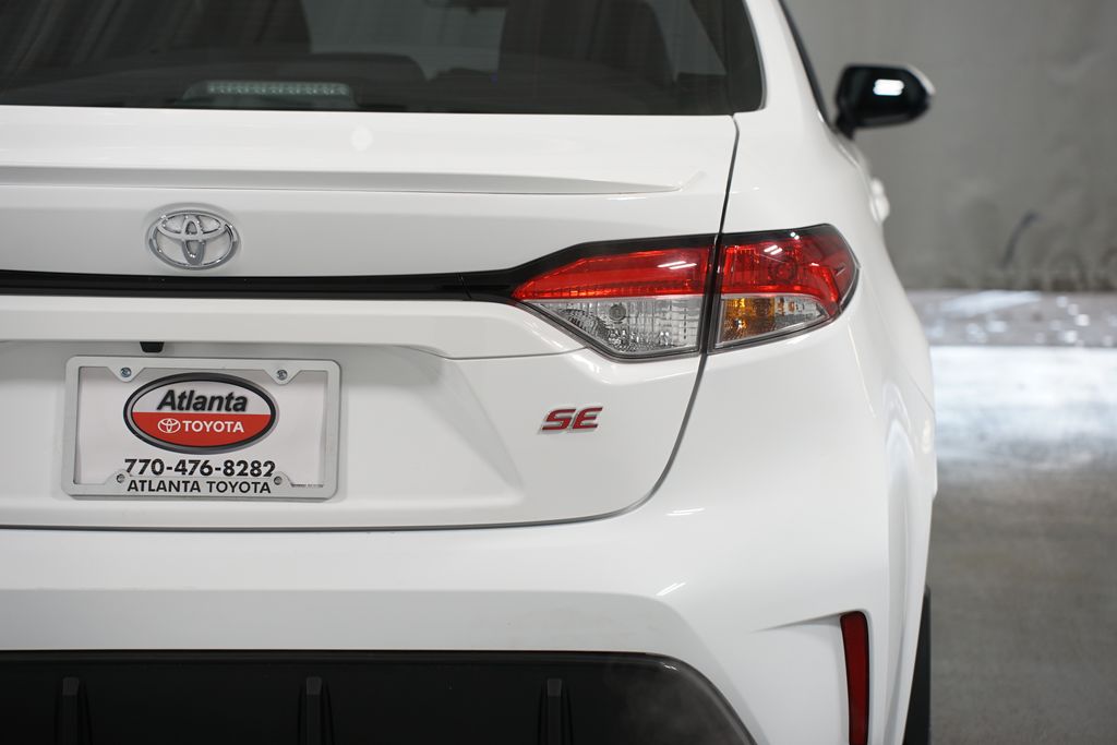 Thumbnail: 2024 Toyota Corolla - 10