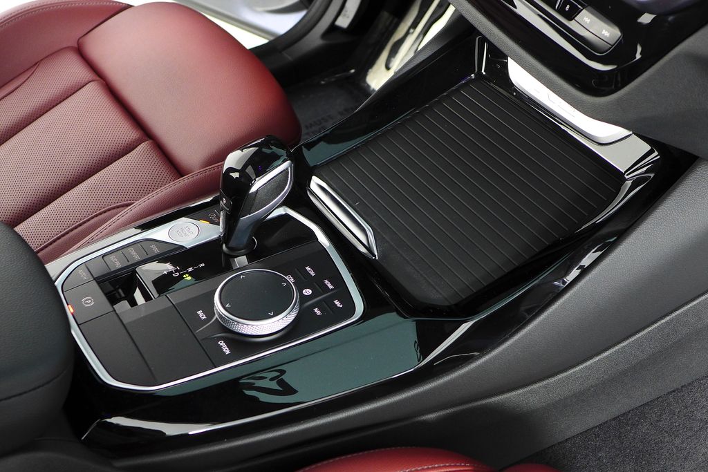 Thumbnail: 2023 BMW X3 - 15