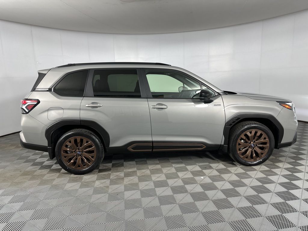 2025 Subaru Forester Sport - Photo 8