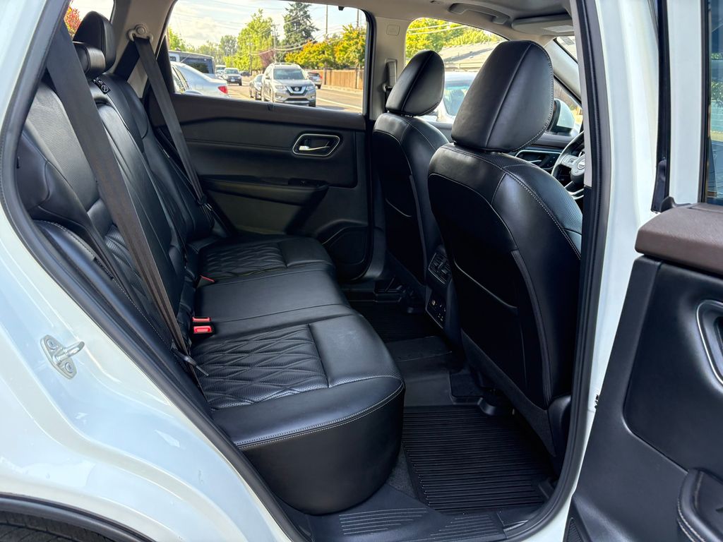 2022 Nissan Rogue Platinum