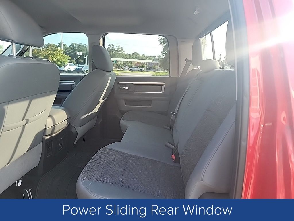 2018 Ram 1500 Big Horn Crew Cab 4x4 5'7" Box