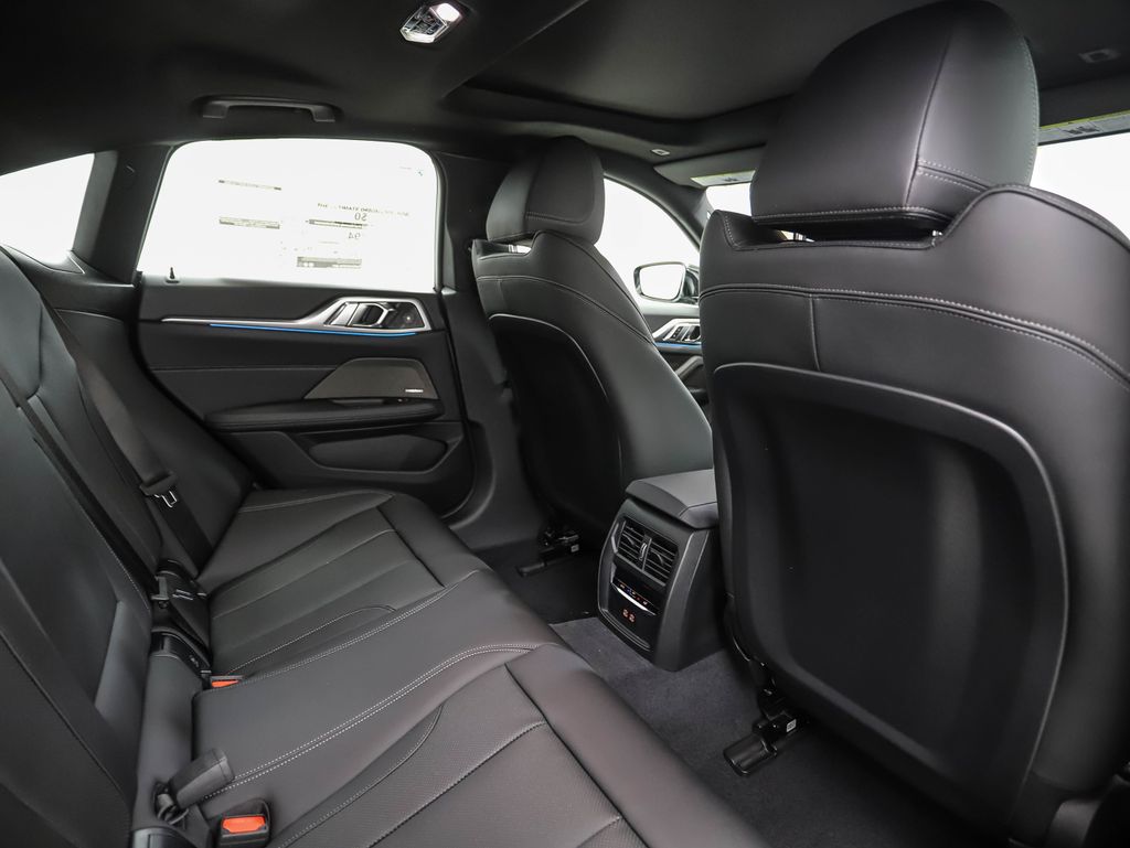 Thumbnail: 2026 BMW i4 - 26