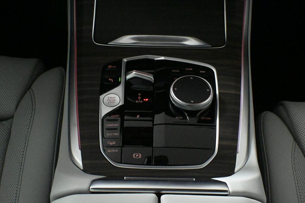 Thumbnail: 2026 BMW X5 - 24
