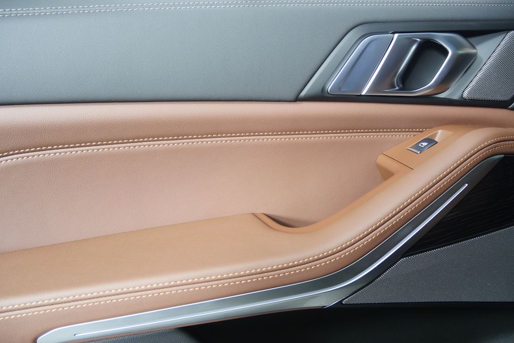 Thumbnail: 2026 BMW X5 - 14