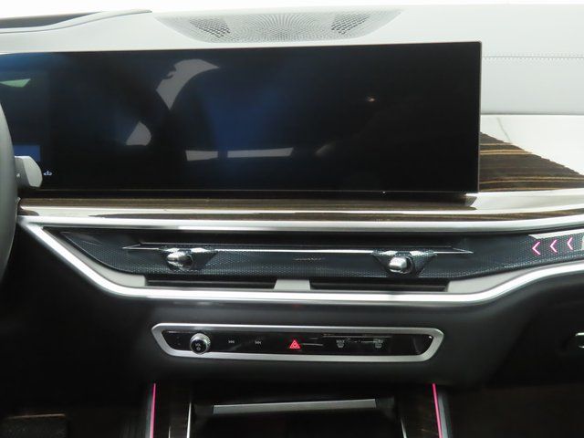 Thumbnail: 2025 BMW X5 - 14